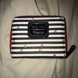 Disney Pixar Loungefly wallet style: finding Nemo